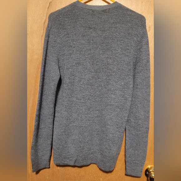 The Men's Store Bloomingdale 100%  Merino Wool Gray Long Sleeve SweaterSize Lar - Picture 2 of 5